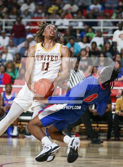 Thumbnail 1 in West Brook vs. Beaumont United (UIL 6A Quarterfinal) photogallery.