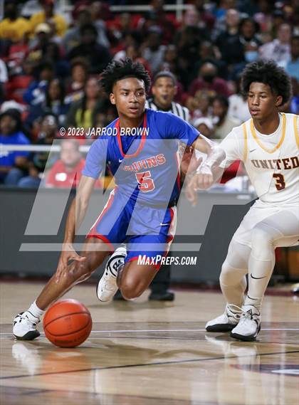 Thumbnail 2 in West Brook vs. Beaumont United (UIL 6A Quarterfinal) photogallery.
