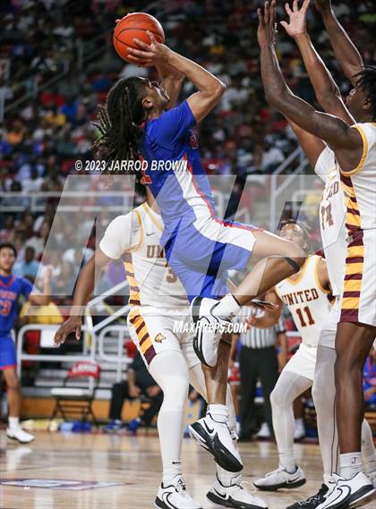 Thumbnail 1 in West Brook vs. Beaumont United (UIL 6A Quarterfinal) photogallery.