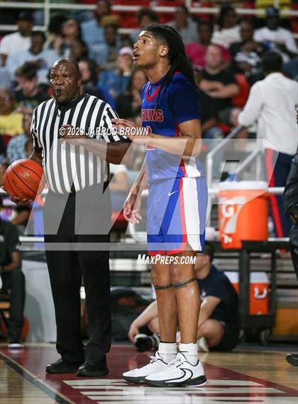 Thumbnail 3 in West Brook vs. Beaumont United (UIL 6A Quarterfinal) photogallery.