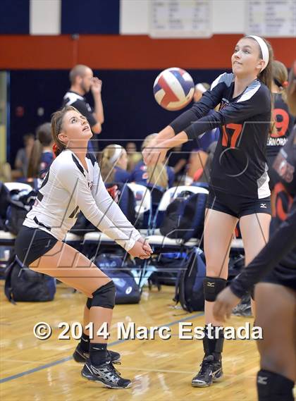 Thumbnail 1 in Calvary Christian vs. Carrollwood Day (Indian Rocks Pre-Season Varsity Tournament) photogallery.