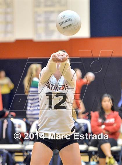 Thumbnail 3 in Calvary Christian vs. Carrollwood Day (Indian Rocks Pre-Season Varsity Tournament) photogallery.