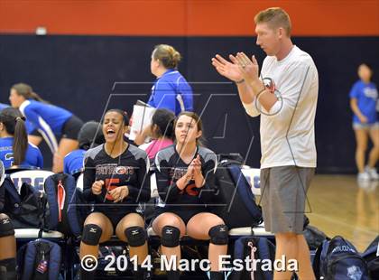 Thumbnail 3 in Calvary Christian vs. Carrollwood Day (Indian Rocks Pre-Season Varsity Tournament) photogallery.