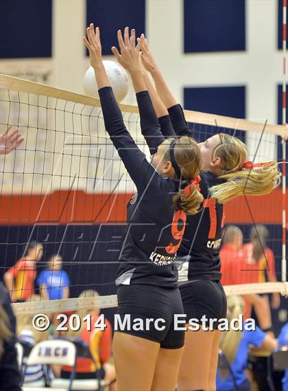 Thumbnail 1 in Calvary Christian vs. Carrollwood Day (Indian Rocks Pre-Season Varsity Tournament) photogallery.