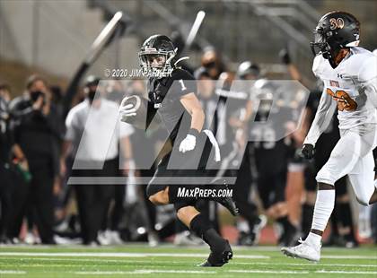 Thumbnail 2 in Hutto @ Vandegrift photogallery.