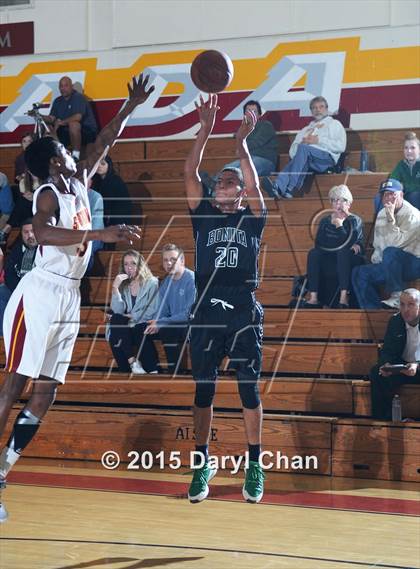 Thumbnail 3 in Bonita @ La Canada (La Canada Holiday Tournament) photogallery.