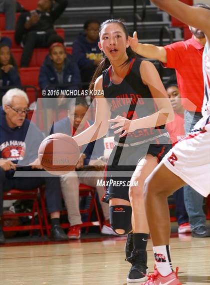 Thumbnail 1 in Harvard-Westlake vs. Redondo Union (Battle of the Beach) photogallery.