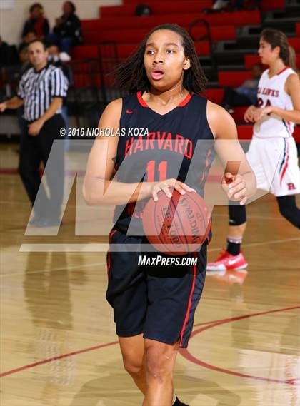 Thumbnail 1 in Harvard-Westlake vs. Redondo Union (Battle of the Beach) photogallery.