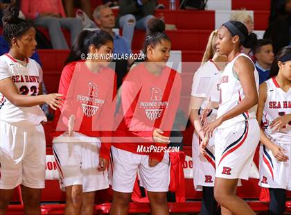 Thumbnail 2 in Harvard-Westlake vs. Redondo Union (Battle of the Beach) photogallery.