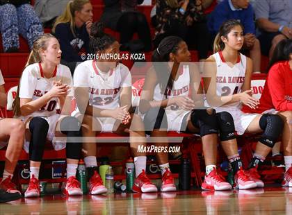 Thumbnail 1 in Harvard-Westlake vs. Redondo Union (Battle of the Beach) photogallery.