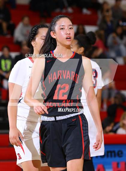 Thumbnail 1 in Harvard-Westlake vs. Redondo Union (Battle of the Beach) photogallery.