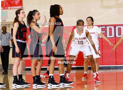 Thumbnail 3 in Harvard-Westlake vs. Redondo Union (Battle of the Beach) photogallery.