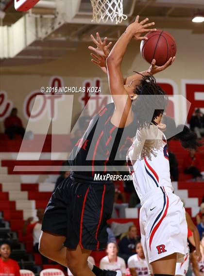 Thumbnail 1 in Harvard-Westlake vs. Redondo Union (Battle of the Beach) photogallery.