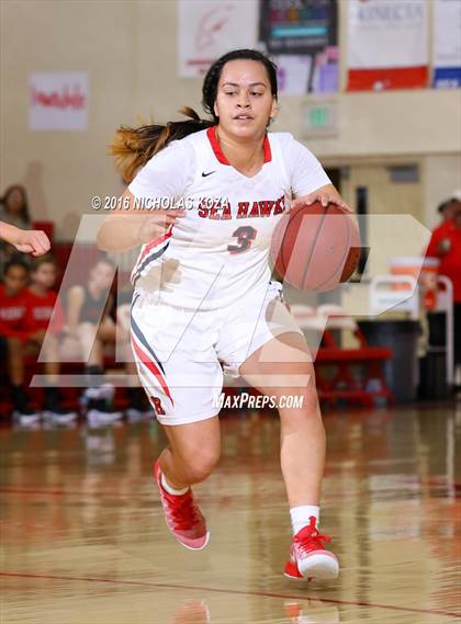Thumbnail 1 in Harvard-Westlake vs. Redondo Union (Battle of the Beach) photogallery.
