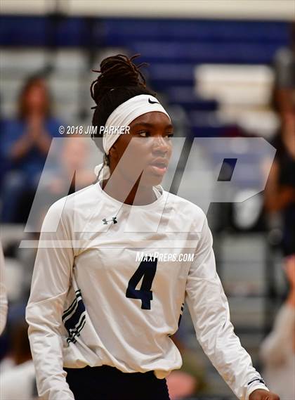 Thumbnail 1 in Vandegrift @ McNeil photogallery.