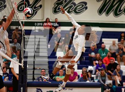 Thumbnail 1 in Vandegrift @ McNeil photogallery.