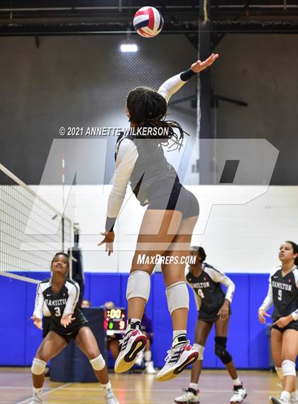 Thumbnail 3 in Hamilton vs. The First Academy (Nike Tournament of Champions) photogallery.