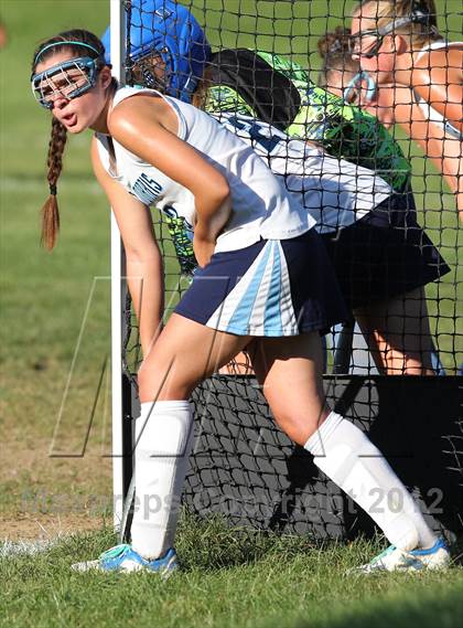 Thumbnail 2 in Morristown vs. West Morris Central photogallery.