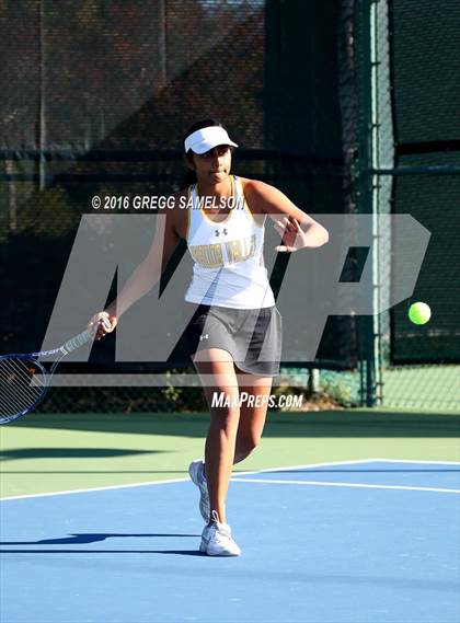 Thumbnail 1 in Amador Valley vs. St. Francis (CIF NorCal Regional Team Tennis Championships) photogallery.