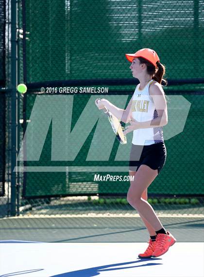Thumbnail 1 in Amador Valley vs. St. Francis (CIF NorCal Regional Team Tennis Championships) photogallery.