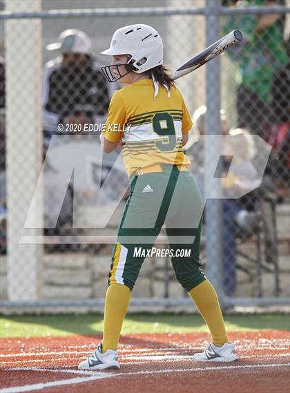 Thumbnail 2 in Longview vs Plano East (Allen Tournament) photogallery.