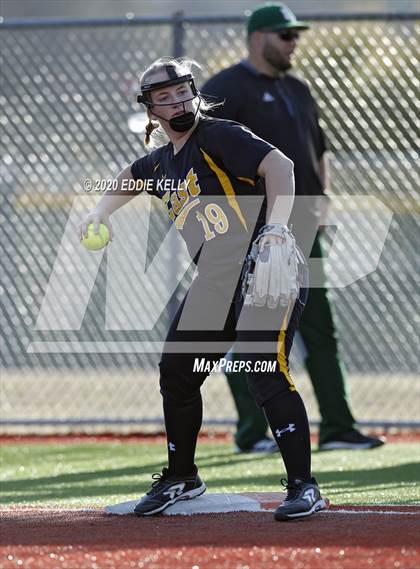 Thumbnail 1 in Longview vs Plano East (Allen Tournament) photogallery.
