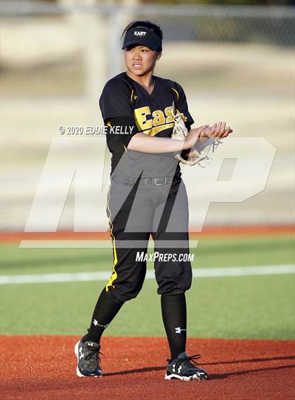 Thumbnail 1 in Longview vs Plano East (Allen Tournament) photogallery.