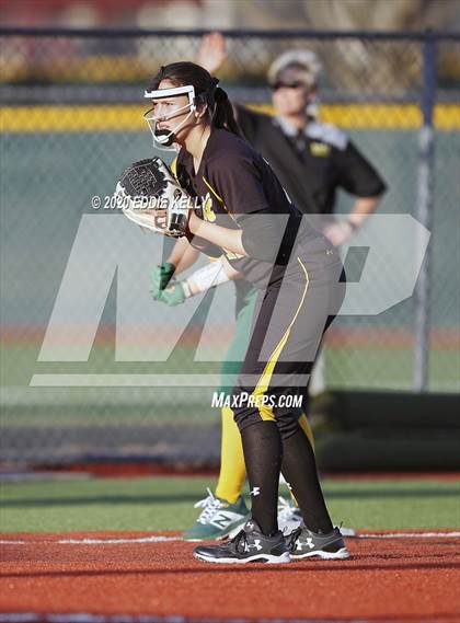 Thumbnail 3 in Longview vs Plano East (Allen Tournament) photogallery.