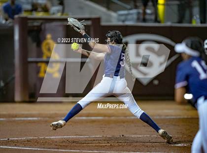 Thumbnail 3 in Perry @ Basha (AIA 6A Final) photogallery.