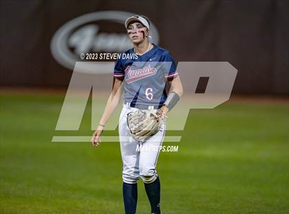 Thumbnail 3 in Perry @ Basha (AIA 6A Final) photogallery.