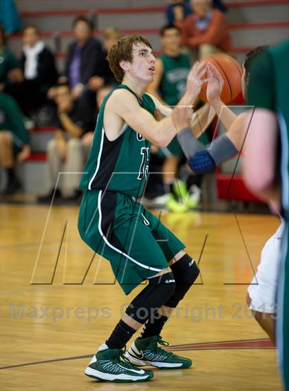 Thumbnail 3 in Frontier vs. Garces photogallery.