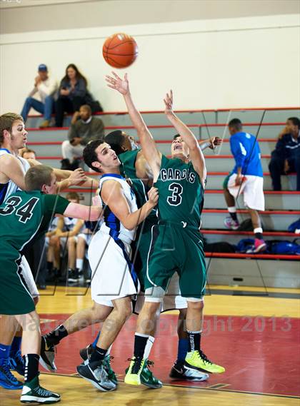 Thumbnail 3 in Frontier vs. Garces photogallery.
