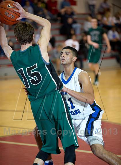 Thumbnail 1 in Frontier vs. Garces photogallery.