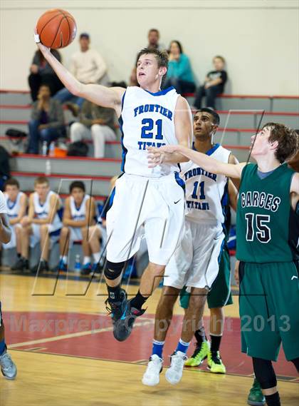 Thumbnail 1 in Frontier vs. Garces photogallery.
