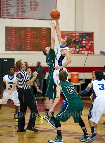 Thumbnail 1 in Frontier vs. Garces photogallery.