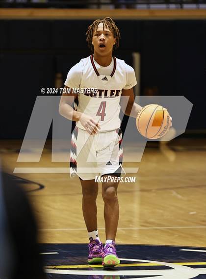 Thumbnail 1 in Huss vs. Butler photogallery.