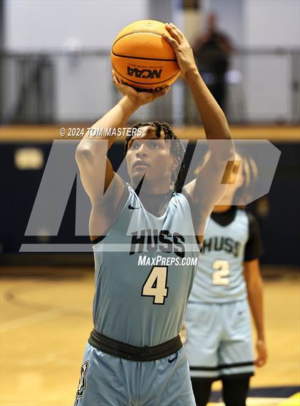 Thumbnail 1 in Huss vs. Butler photogallery.
