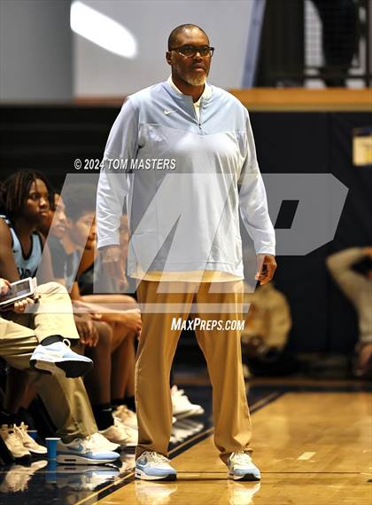 Thumbnail 2 in Huss vs. Butler photogallery.
