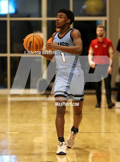 Thumbnail 3 in Huss vs. Butler photogallery.