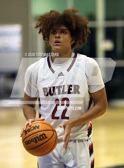 Thumbnail 1 in Huss vs. Butler photogallery.