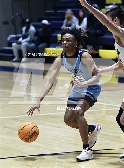 Thumbnail 1 in Huss vs. Butler photogallery.