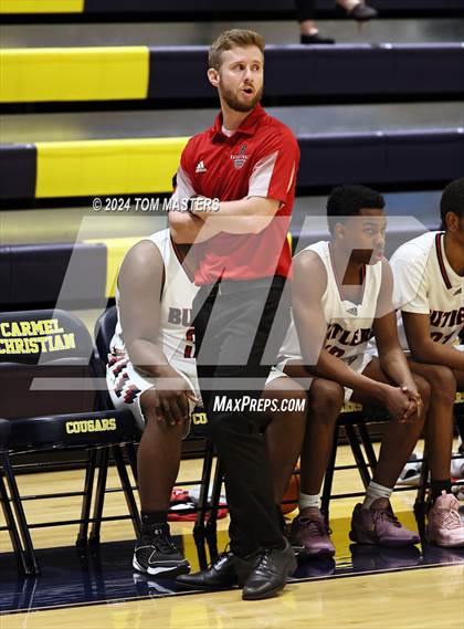 Thumbnail 2 in Huss vs. Butler photogallery.