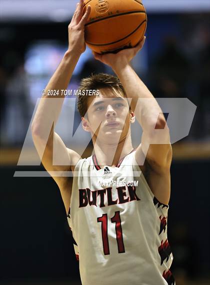 Thumbnail 1 in Huss vs. Butler photogallery.