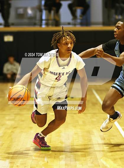Thumbnail 3 in Huss vs. Butler photogallery.