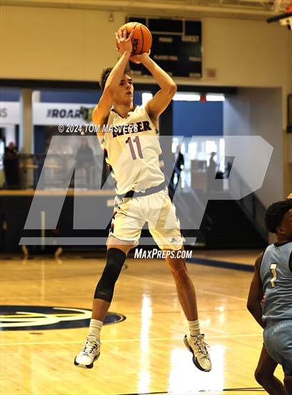 Thumbnail 2 in Huss vs. Butler photogallery.