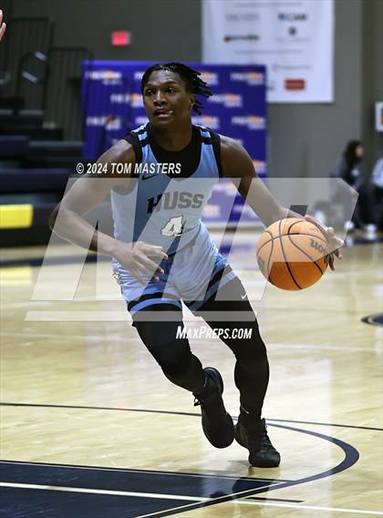 Thumbnail 1 in Huss vs. Butler photogallery.
