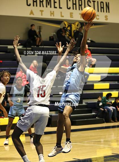 Thumbnail 3 in Huss vs. Butler photogallery.