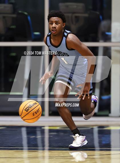 Thumbnail 3 in Huss vs. Butler photogallery.