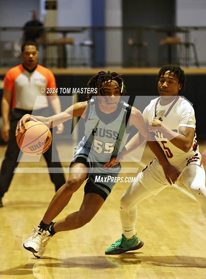 Thumbnail 3 in Huss vs. Butler photogallery.