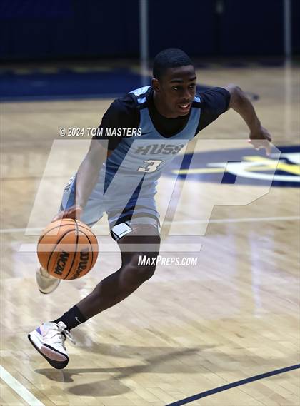 Thumbnail 3 in Huss vs. Butler photogallery.